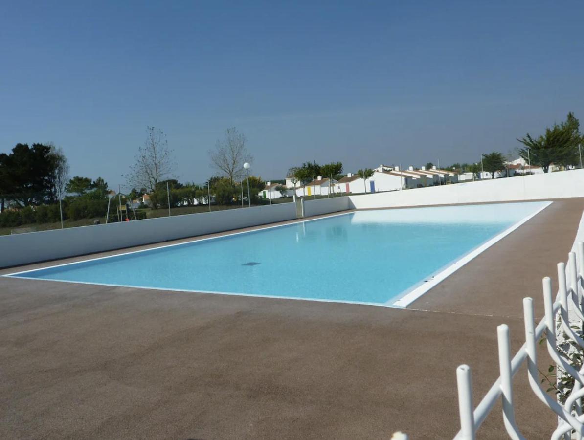 Maison 3 Chambres, Terrasse Et Piscine Бретиньоль-сюр-Мер Экстерьер фото